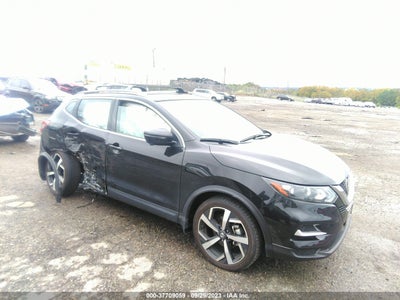 Nissan Rogue sport 2021