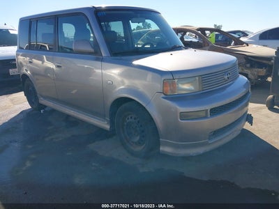 Scion Xb 2004