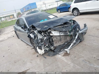 Toyota Camry 2018