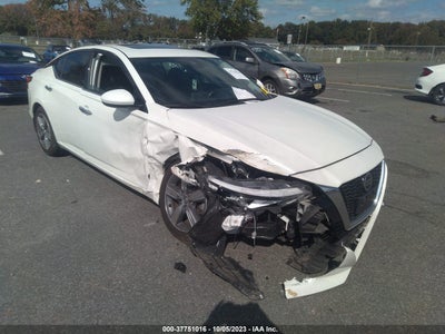 Nissan Altima 2019