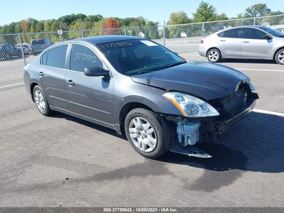 Nissan Altima 2010