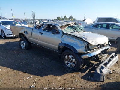 Nissan Frontier 2000