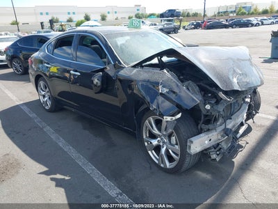 Infiniti M37 2013