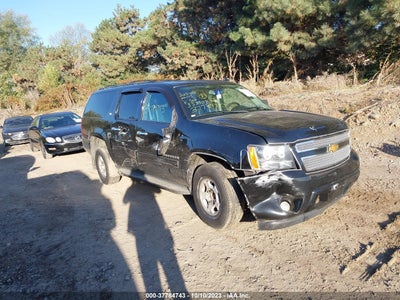 CHEVROLET SUBURBAN 1500 2013