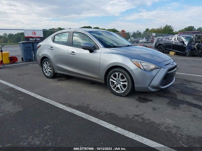 Scion Ia 2016