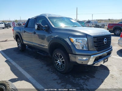 Nissan Titan 2022