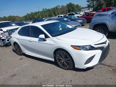 Toyota Camry 2018