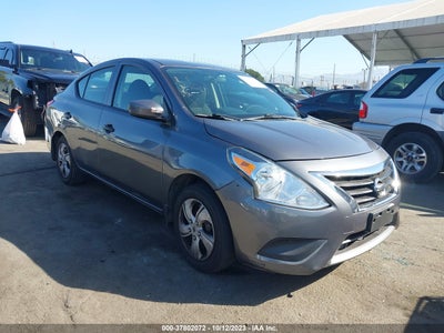 Nissan Versa 2016