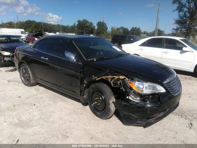 Chrysler 200 2013