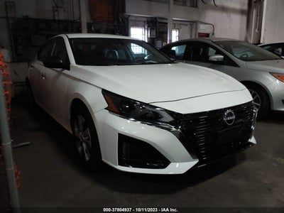 Nissan Altima 2024