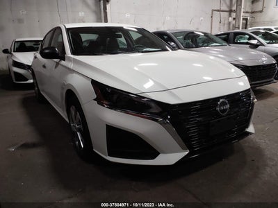 Nissan Altima 2024