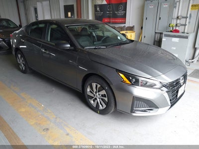 Nissan Altima 2024