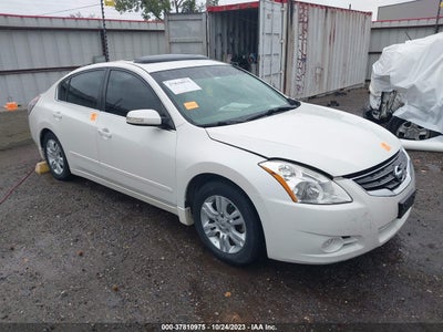 Nissan Altima 2012