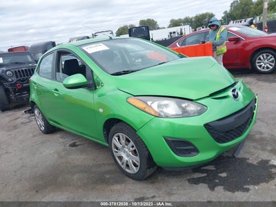 Mazda 2 2013