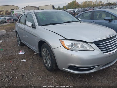 Chrysler 200 2012
