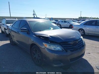 Toyota Camry 2011