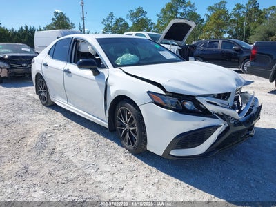 Toyota Camry 2023