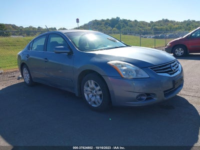 Nissan Altima 2010