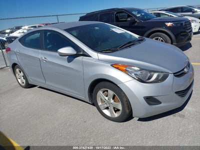 Hyundai Elantra 2011