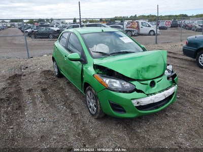 Mazda 2 2012
