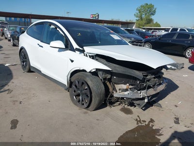 Tesla Model x 2022