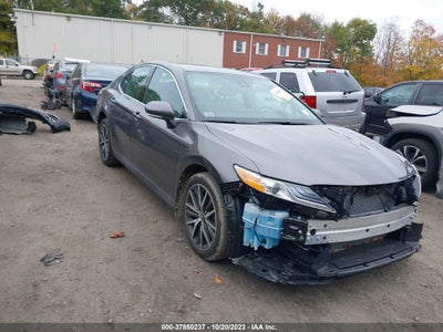 Toyota Camry 2022