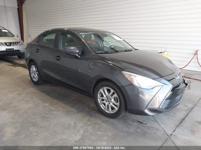 Toyota Yaris ia 2017