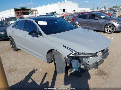 Kia K5 2023