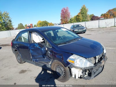 Nissan Versa 2011