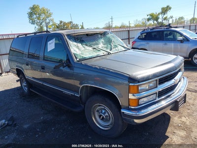Chevrolet Suburban 1999