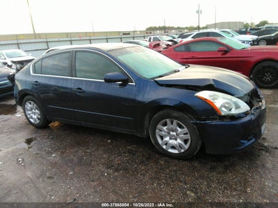 Nissan Altima 2011