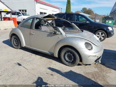 VOLKSWAGEN NEW BEETLE 2001