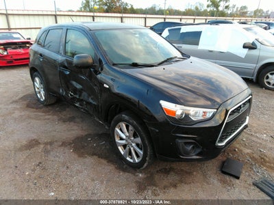 Mitsubishi Outlander sport 2015
