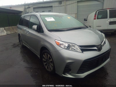 Toyota Sienna 2020