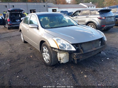 Nissan Altima 2012