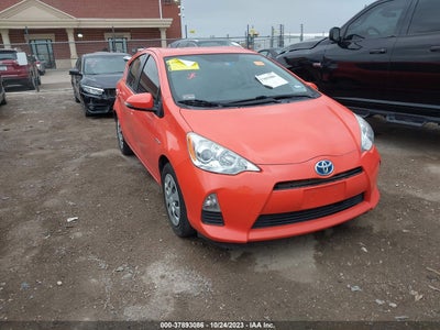 Toyota Prius c 2013