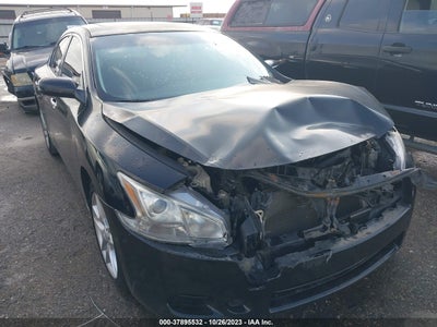 Nissan Maxima 2011