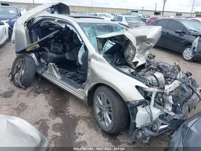 Toyota Camry 2016