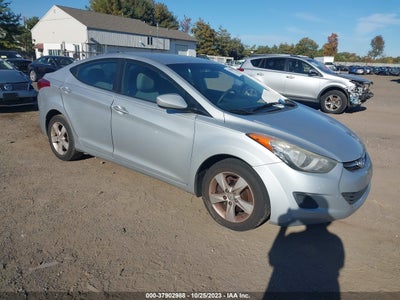 Hyundai Elantra 2011