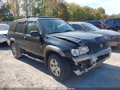 Nissan Pathfinder 1999
