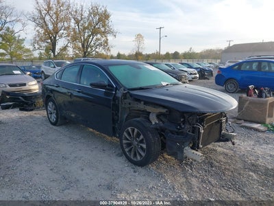 Chrysler 200 2015