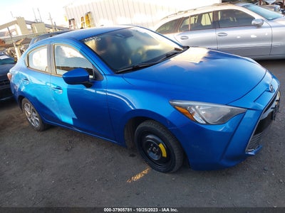 Scion Ia 2016