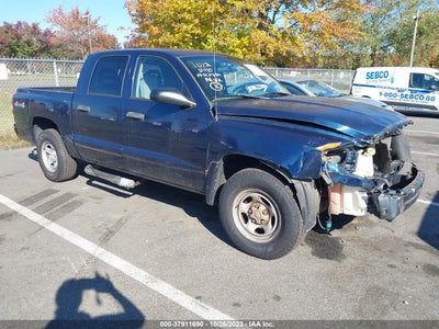 DODGE DAKOTA 2005