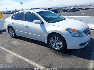 Nissan Altima 2010