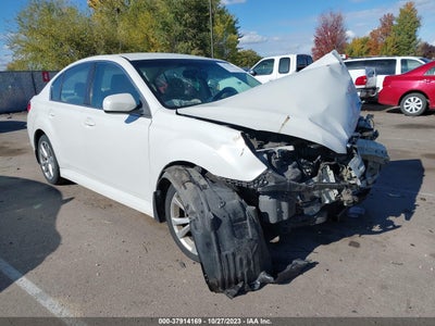Subaru Legacy 2013