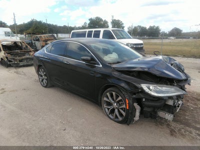 CHRYSLER 200 2015