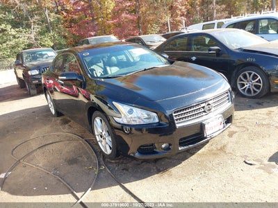 Nissan Maxima 2011