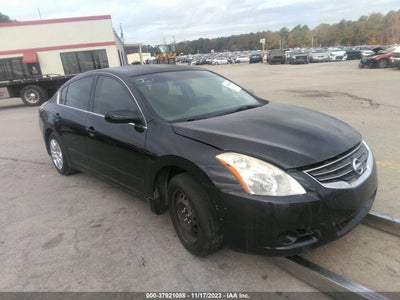 Nissan Altima 2012