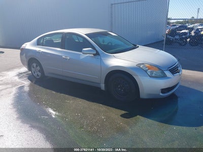 Nissan Altima 2008