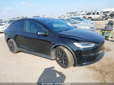 Tesla Model x 2022